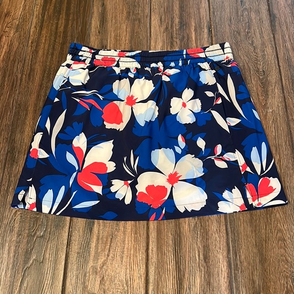 🚤 NWT Tommy Bahama brand women’s skort with four pockets - Picture 1 of 10